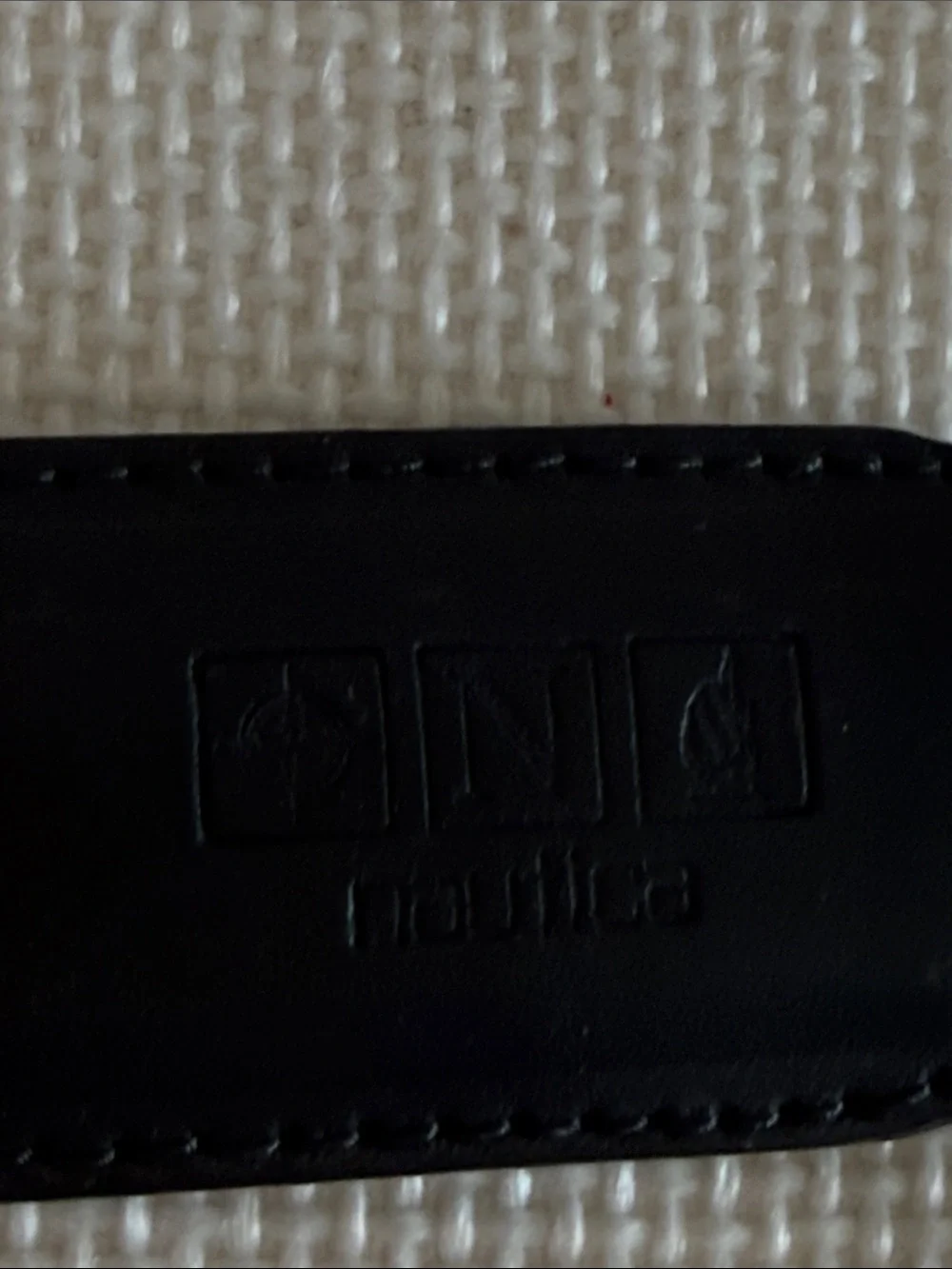 Nautica Men's Classic Black Leather Belt with Silver Buckle Size 42 Minimalist